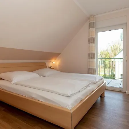 Ostseeallee 32b Ostseeallee 32b 2-2